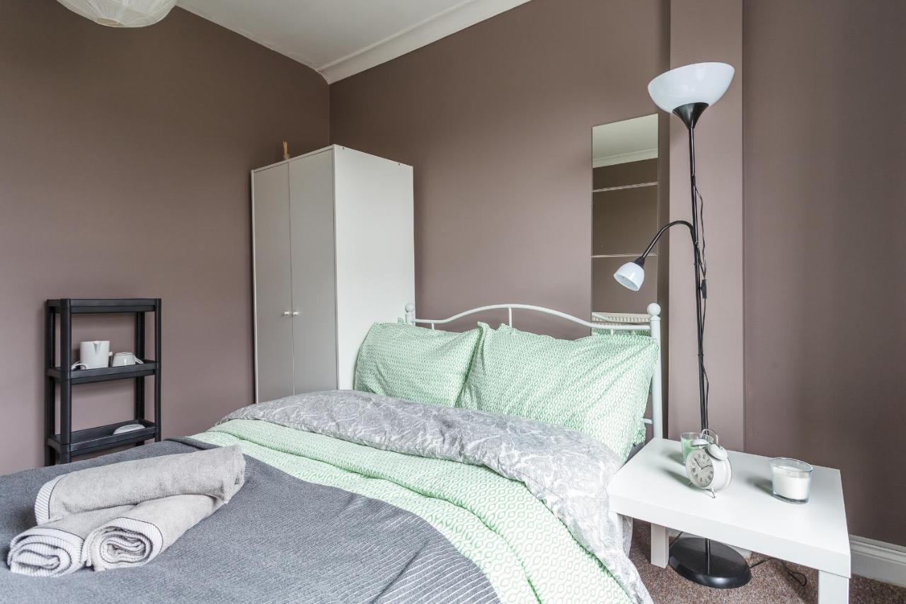 Shirley House 1, Guest House, Self Catering, Self Check In With Smart Locks, Use Of Fully Equipped Kitchen, Walking Distance To Southampton Central, Excellent Transport Links, Ideal For Longer Stays Exteriör bild