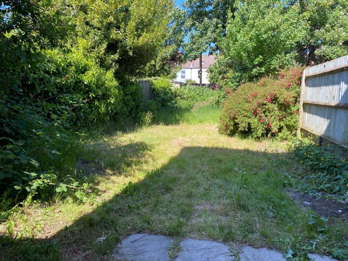 Shirley House 1, Guest House, Self Catering, Self Check In With Smart Locks, Use Of Fully Equipped Kitchen, Walking Distance To Southampton Central, Excellent Transport Links, Ideal For Longer Stays Exteriör bild