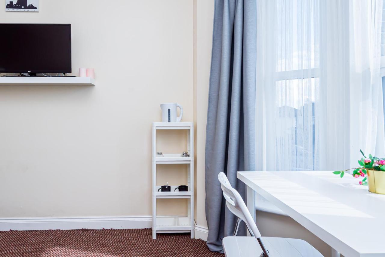 Shirley House 1, Guest House, Self Catering, Self Check In With Smart Locks, Use Of Fully Equipped Kitchen, Walking Distance To Southampton Central, Excellent Transport Links, Ideal For Longer Stays Exteriör bild