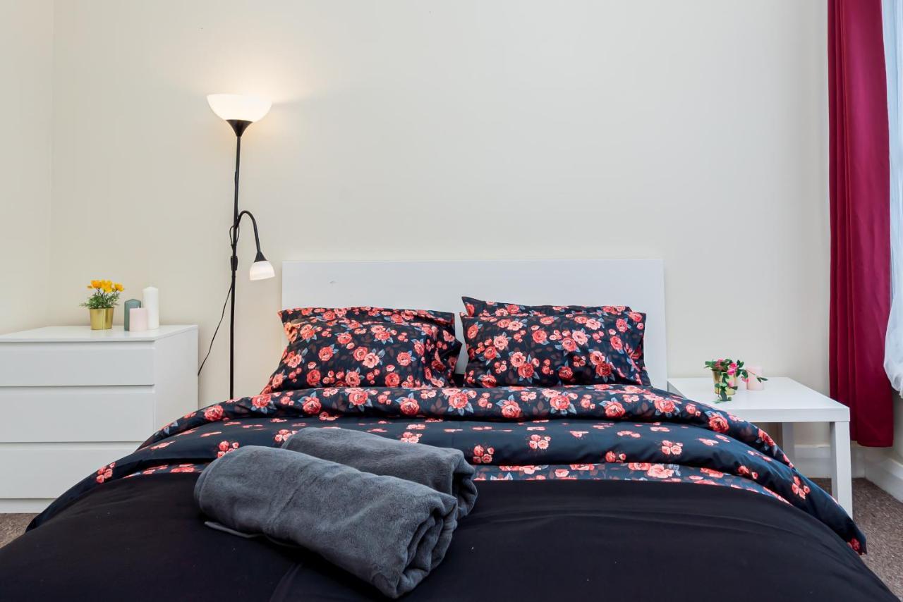 Shirley House 1, Guest House, Self Catering, Self Check In With Smart Locks, Use Of Fully Equipped Kitchen, Walking Distance To Southampton Central, Excellent Transport Links, Ideal For Longer Stays Exteriör bild