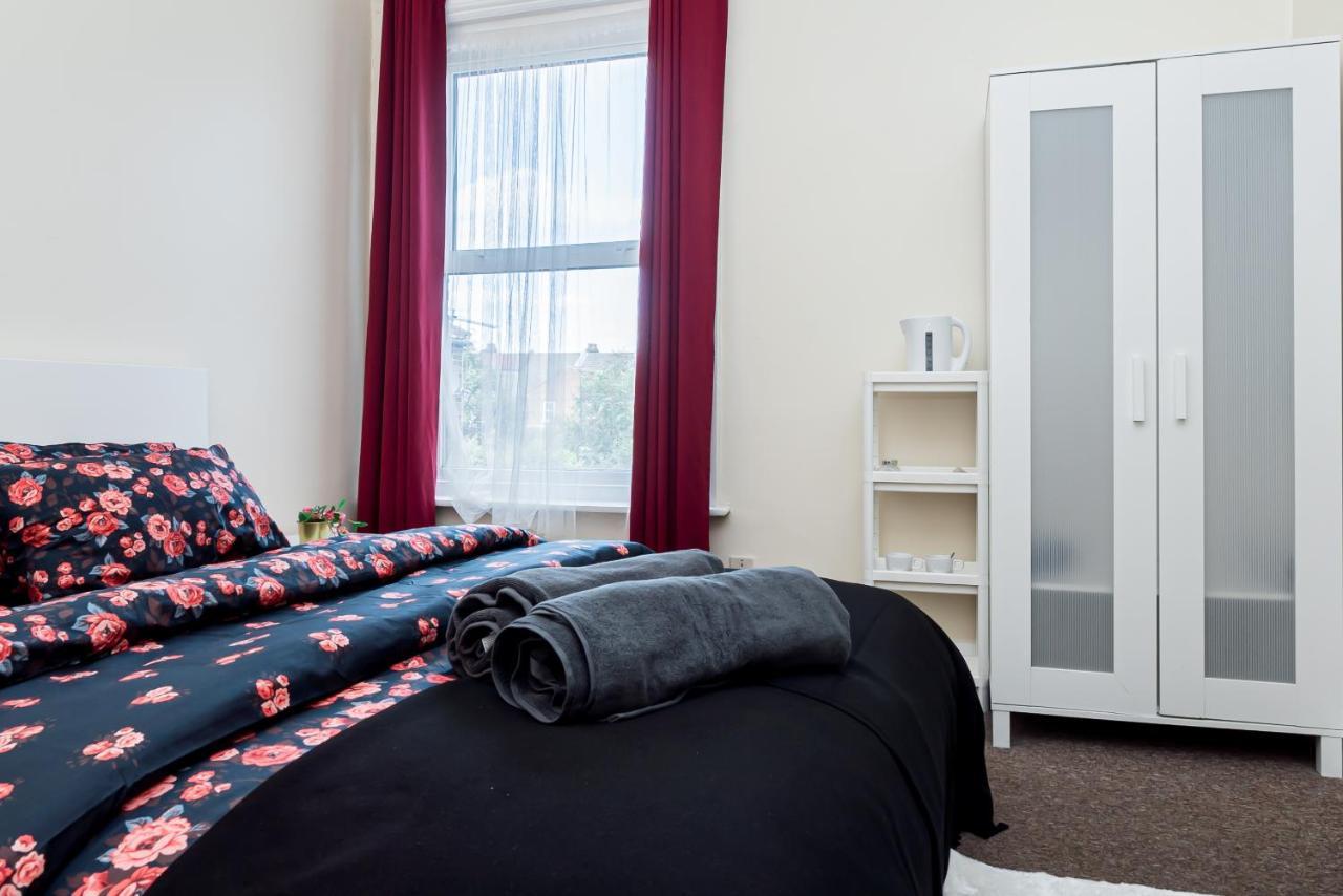 Shirley House 1, Guest House, Self Catering, Self Check In With Smart Locks, Use Of Fully Equipped Kitchen, Walking Distance To Southampton Central, Excellent Transport Links, Ideal For Longer Stays Exteriör bild