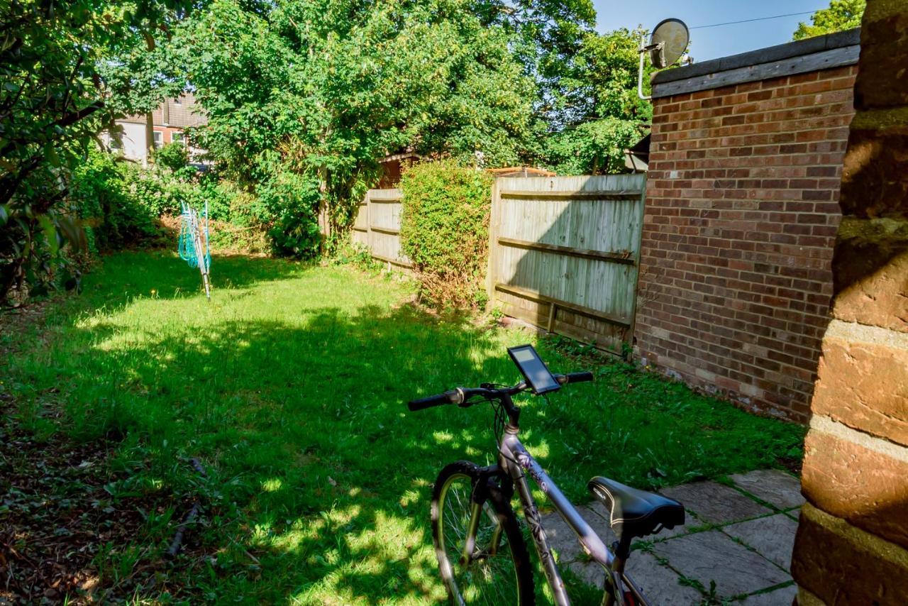 Shirley House 1, Guest House, Self Catering, Self Check In With Smart Locks, Use Of Fully Equipped Kitchen, Walking Distance To Southampton Central, Excellent Transport Links, Ideal For Longer Stays Exteriör bild