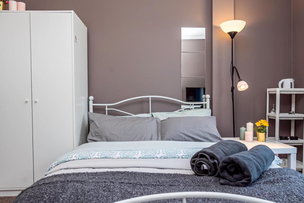 Shirley House 1, Guest House, Self Catering, Self Check In With Smart Locks, Use Of Fully Equipped Kitchen, Walking Distance To Southampton Central, Excellent Transport Links, Ideal For Longer Stays Exteriör bild