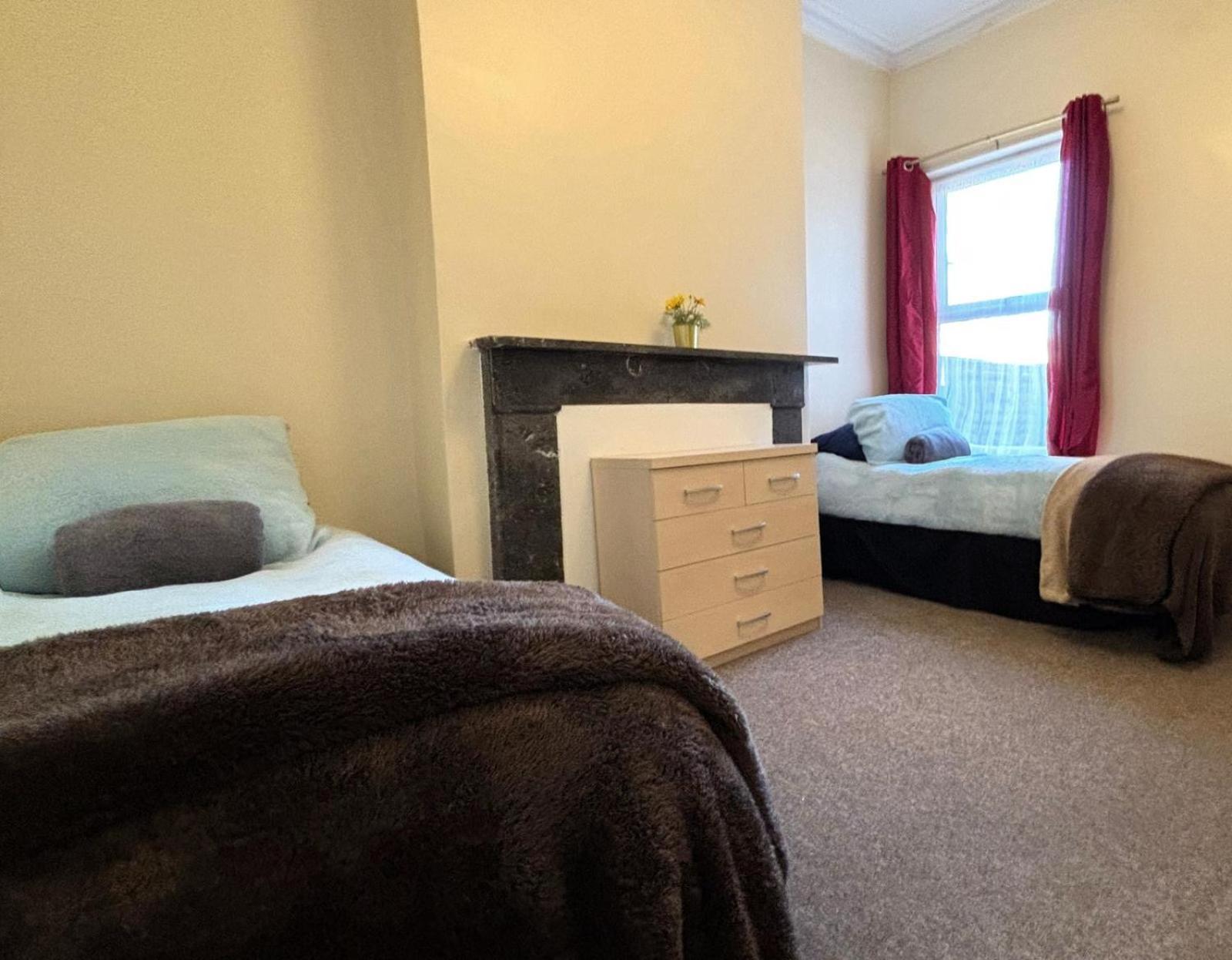 Shirley House 1, Guest House, Self Catering, Self Check In With Smart Locks, Use Of Fully Equipped Kitchen, Walking Distance To Southampton Central, Excellent Transport Links, Ideal For Longer Stays Exteriör bild